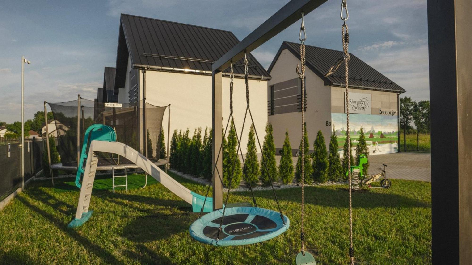 Sloneczne Zacisze Las Obok Zatora Exteriér fotografie